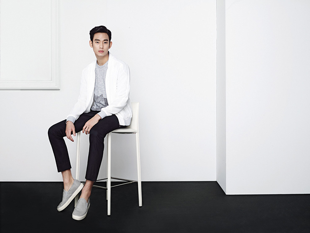김수현, 모던한 무드의 미니멀리즘 화보! 한.중 팬들 열광