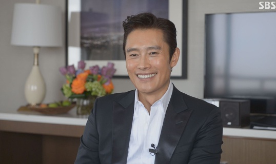 세계의 스타들과 어깨를 나란히 한 배우 이병헌!
