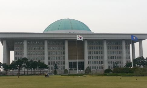 다문화 사회를 역주행하는 여, 야 정치권에 분노한다