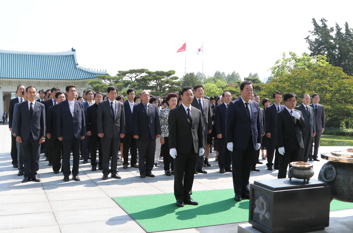 한국자유총연맹 김경재 중앙회장 , "호국 영령 뜻 잊지 말아야"