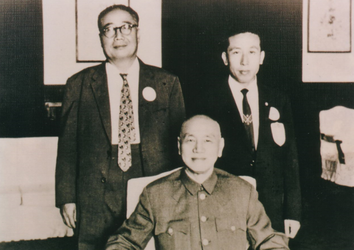 [단독] 한성호(韩晟昊), 그는 누구인가?