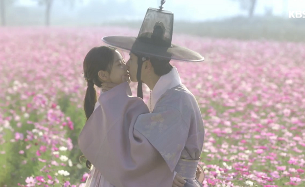 VOD 시청률 1위 : ‘구르미그린달빛’과 ‘무한도전’ 경쟁