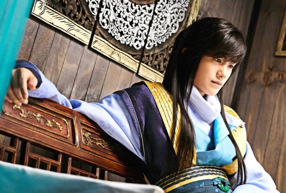 ‘화랑(花郞)’ 박형식 첫 스틸 공개, 신비로운 아우라 ‘시선강탈’