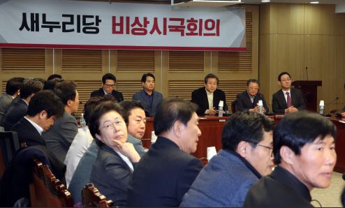 비박계, “퇴진시기 표명해도 9일 탄핵 참여키로”