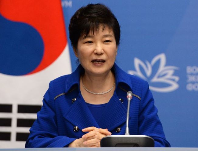 박근혜 대통령, "국민 위해 담담하게 갈 것"