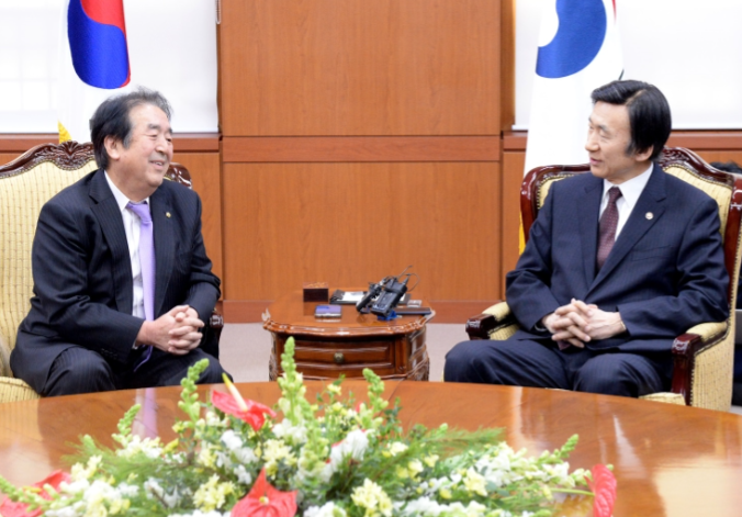 재일민단, 韓외교부에 '부산 소녀상 이전' 촉구