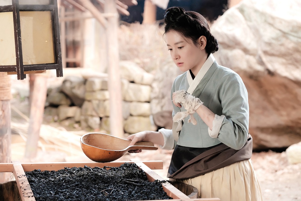 ‘사임당’ 이영애, 산 속에서 빛나는 여신의 품격