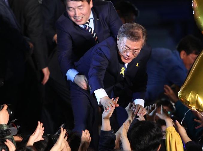 재일동포들, 새 정권에 기대 "한일관계 개선 희망"