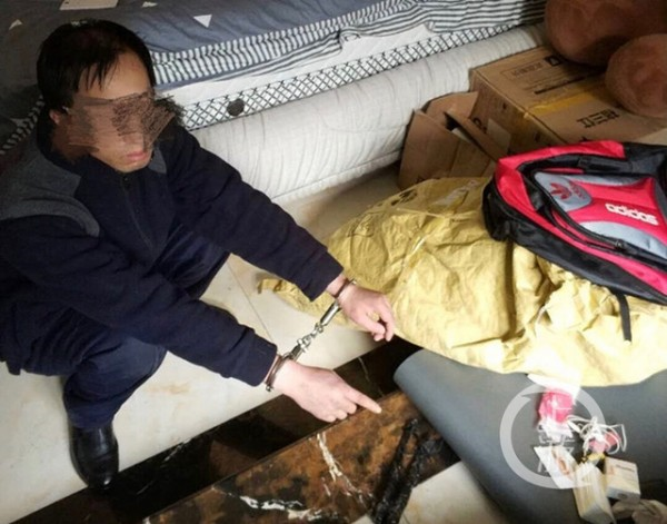 中 대낮에 경찰관의 집에 기어든 '간 큰 도둑'