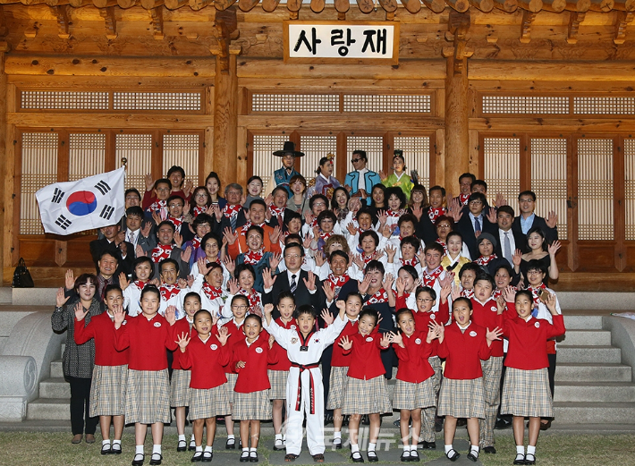 재외동포재단, 고려인 동포 초청.. 우리는 한민족 자긍심 고취