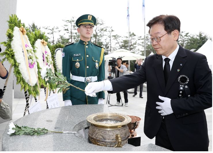 이재명, ‘제64회 현충일 추념식’ 참석 … 추도사 낭독
