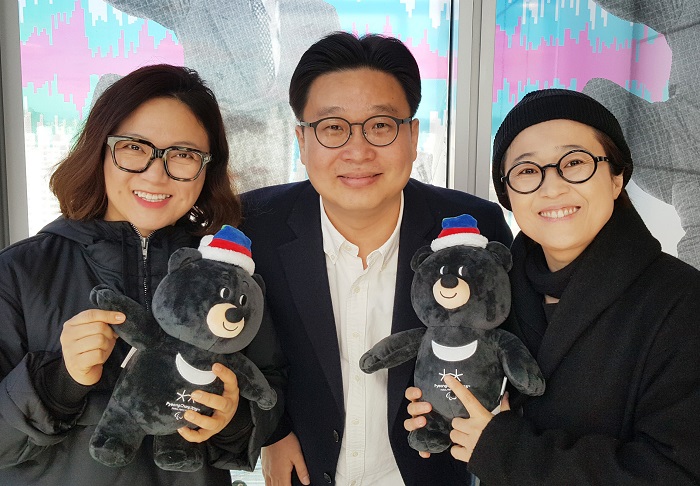 송은이-김숙, '독도의 날' 맞아 서경덕교수와 의기투합해 SNS 캠페인 진행