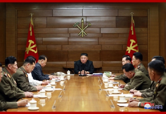 김정은 위원장, 군사확대회의 주재…전쟁 억제력 강화 논의