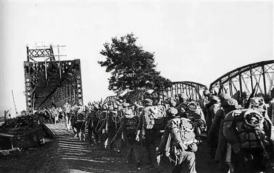 中 '중국인민지원군 출국작전 70주년' 기념장 발급키로