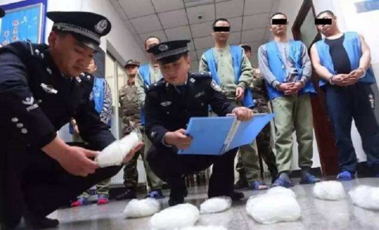 中광시(广西)경찰, 특대 국제마약판매 사건 해명