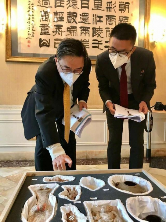 中, 영국 유출 문화재 68점 환수