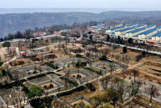 中 허난성 산저우 특이한 ‘지하사합원’