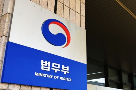 외국인 근로자 한국 사회 적응 돕는 맞춤형 한국어 교재 개발
