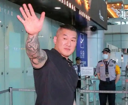 두려움 대신 공감으로, 해협을 건너는 민간 교류의 힘