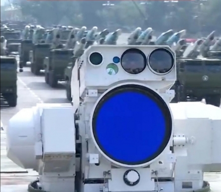 中 9·3 열병식, 첨단 무기 과시…NATO 긴장 고조