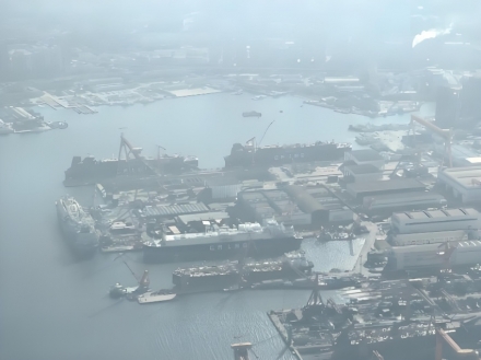 “핵항모 등장?”…中조선소 신형 함정 포착, 외신 ‘촉각’