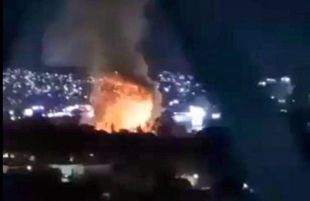 미군, 새벽 베네수엘라 공습…트럼프 “마두로 대통령 부부 체포” 주장