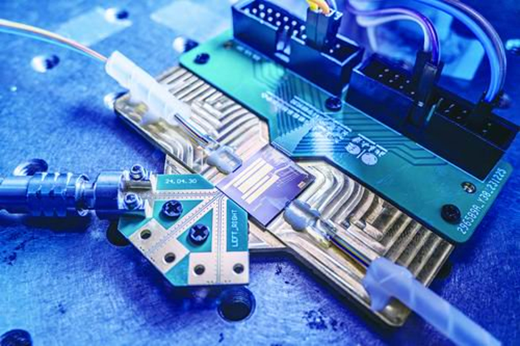 2025년 중국 10대 과학기술 성과… ‘인공태양·AI·양자컴퓨터’ 잇단 돌파