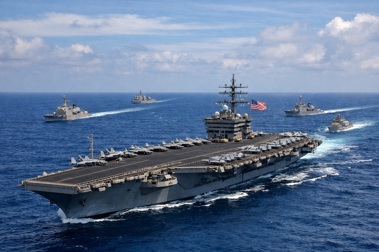 美언론 “백악관 명령 시 미 항모, 1~2일 내 이란 타격 가능”