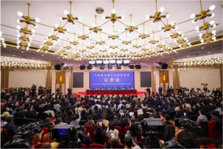 中 “GDP 증가분 선진국 한 나라 규모”… 7조 위안 투자 푼다