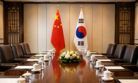 왕이 “美, 대북 적대정책 바꿔야”…한중 외교장관, 한반도 해법 논의