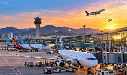 국경절 연휴 끝난 연길공항…한국행 귀국길에 쏠린 관심