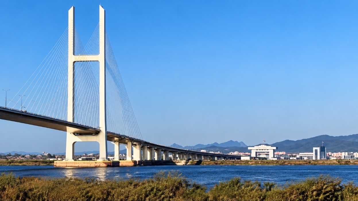12년 만에 열리는 신압록강대교…북중, 15일 공식 개통