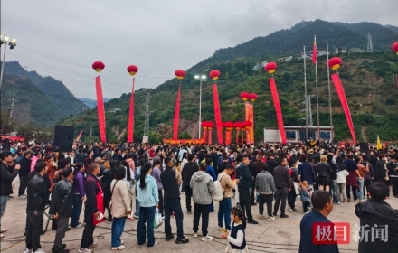 하객 20명만 와도 좋겠다더니…중국 청년 결혼식 앞두고 2000명 몰려