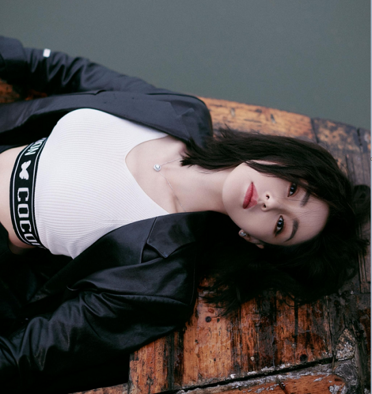 배우 장천애, 블록버스터급 화보공개 '남다른 매력 발산'