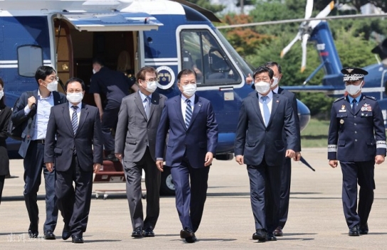 中 전문가, “문 대통령 ‘빈손’으로 귀국할 듯”