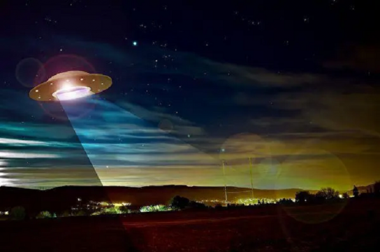 수백 건 UFO 보고 받은 펜타곤, 외계 생명체 존재 입증 가능할까？