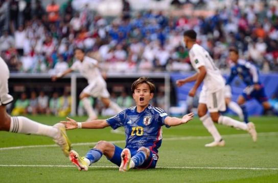 아시안컵 첫 이변, 일본 이라크에 1-2로 패배