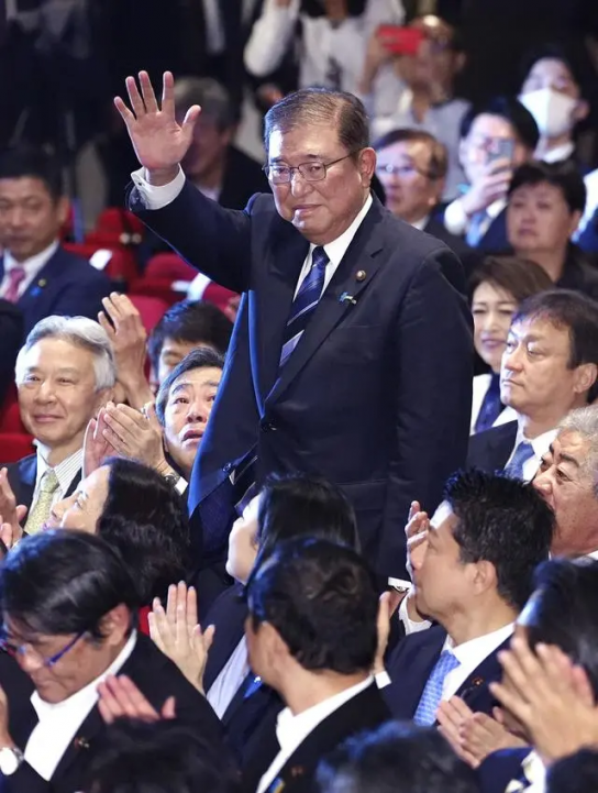 이시바 시게루, 일본 자민당 총재에 당선