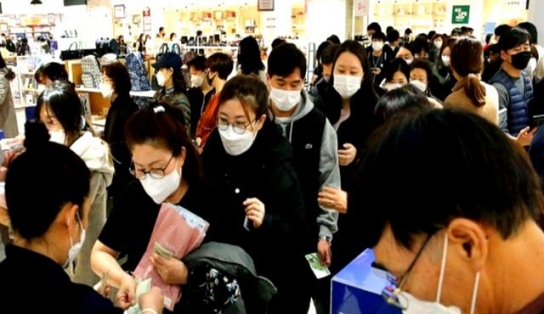 중국 관광객 해외여행, 돈 주고 모욕 사는 현실